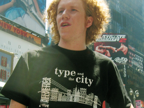 Dan wearing the Linotype 2005 TypeCon T-Shirt in Times Square.