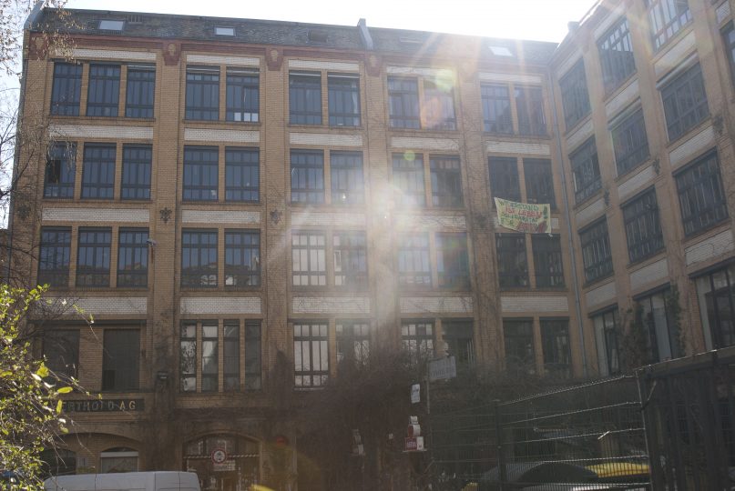 A 2018 photograph of part of the façade of the old Berthold factory.
