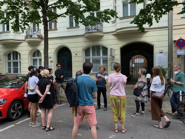 Typefoundry tour outside Richard-Sorge-Straße 22